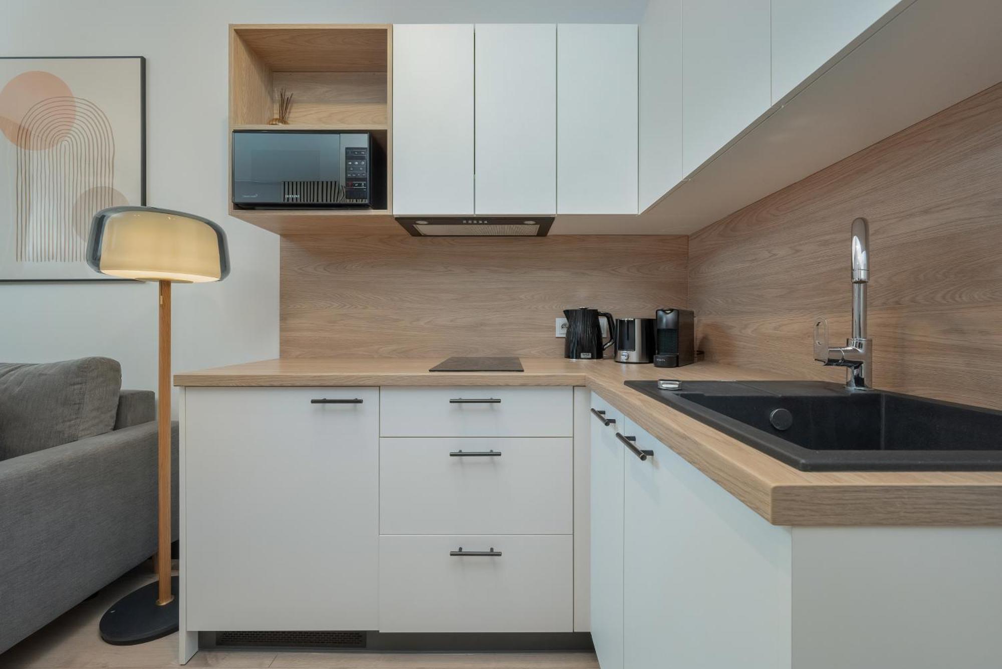 Wroclavia Apartments Dyrekcyjna By Noclegi Renters วรอตซวาฟ ภายนอก รูปภาพ